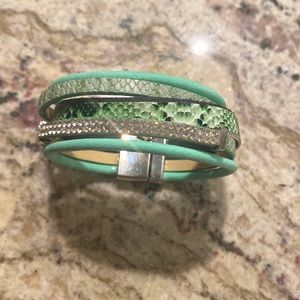 Cute light blue/teal bracelet with metal clasp